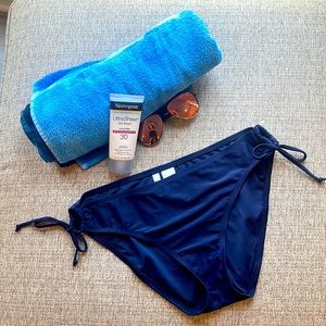 Anne Cole Women's Solid Tie Adjustable Bikini Bottoms Navy Size XL